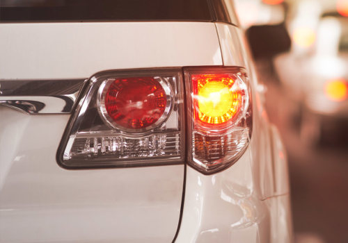 The Importance of Proper Use of Turn Signals and Headlights While Driving